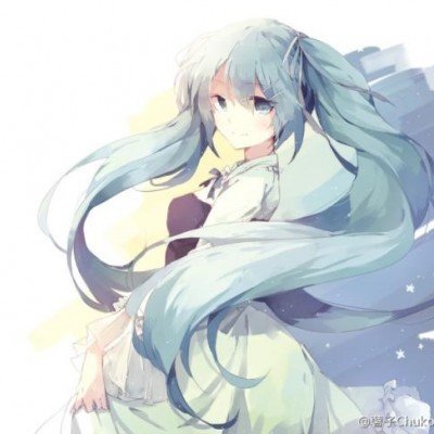 美女COS《巫师3》叶奈法惊艳绝伦 白嫩香肩紫眸勾人